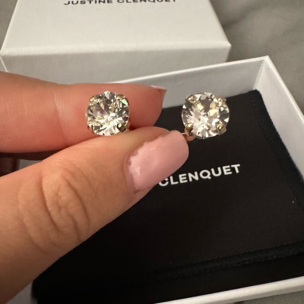 JUSTINE CLENQUET
Silver Rae Crystal Ring